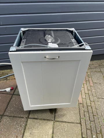 Gratis op te halen goed werkende vaatwasser !
