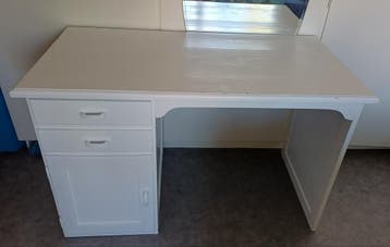 Massief houten bureau, 120x59x75cm