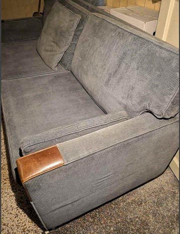 GRATIS: op te halen in Scheveningen. Een heerlijke bank!