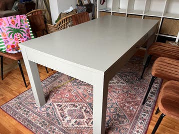 GRATIS!! Houten, gelakte tafel