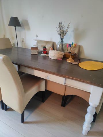 8 Seater Dining table for free
