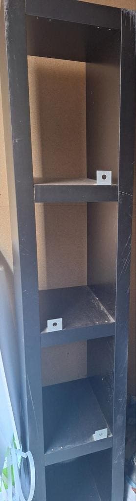 GRATIS - Vakkenkast/dressoire