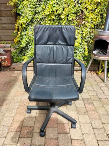 Bureaustoel gratis af te halen