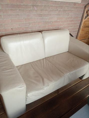 Leren bank, altijd in de veranda gestaan