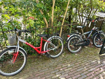 2 fietsen, opknappers, gratis af te halen