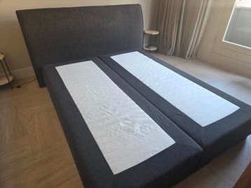 Boxspring 160 x 200 cm GRATIS ophalen vandaag