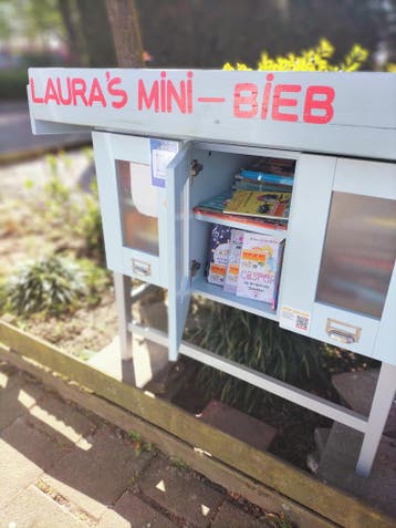 Laura's Mini-Bieb: Boeken en tijdschriften voor iedereen