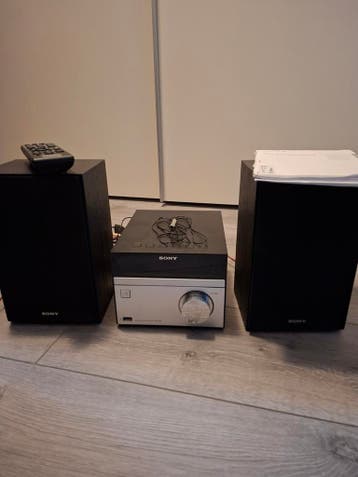 Sony microset met radio en usb