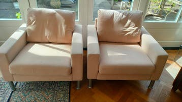 2 Moderne minimalistische fauteuils Gratis