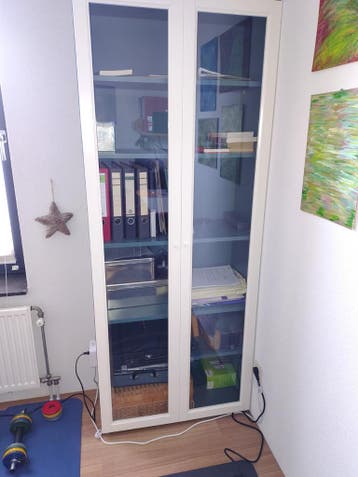 Billy Boekenkast met glazen deuren