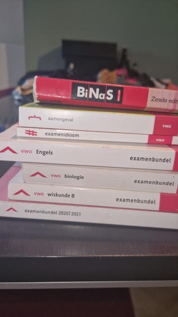 VWO Examenbundels en BiNaS (Engels, Biologie, Wiskunde B)
