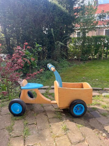 Houten bakfiets voor kinderen - Gebruikt, maar goed!
