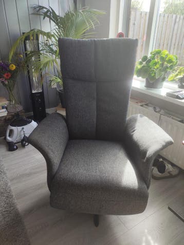 Relax Fauteuil, motorisch goed! GRATIS AF TE HALEN