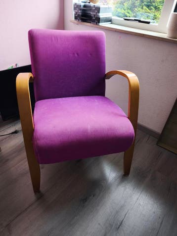 Ikea stoel met hoes. Gratis af te halen.