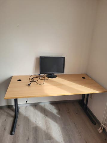 Bureau 160 x 80 cm - Ruim en functioneel