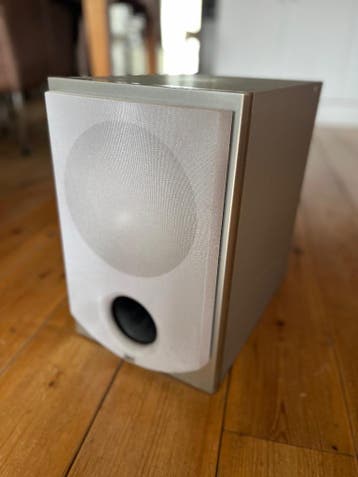 ELAC SUB-woofer