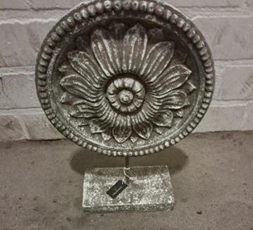 Decoratieve bloem op standaard - Gratis