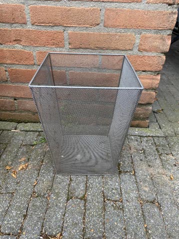 Gratis ophalen metalen prullenbak