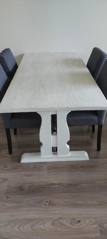 Gratis eikenhouten eettafel. 80x160.