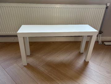 TV tafel - gratis af te halen