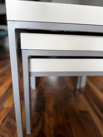 IKEA nest-tafels (gratis)