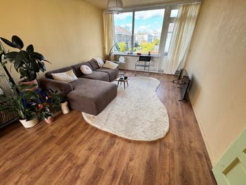 Gratis laminaatvloer +- 41m2