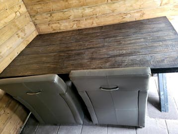 GRATIS ophalen steigerhout tafel met kruispoot.