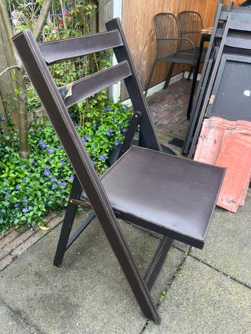 6 opvouwbare stoelen