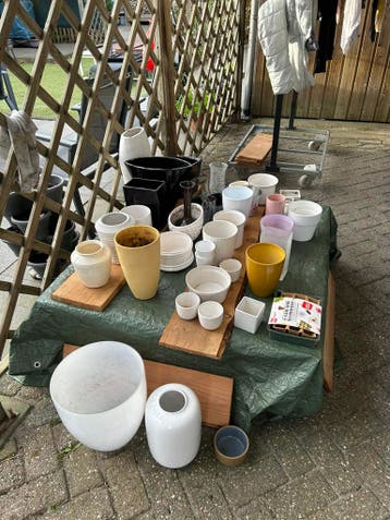 Gratis diverse bloempotten en kandelaars