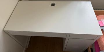 Ikea Micke bureau GRATIS 2 stuks