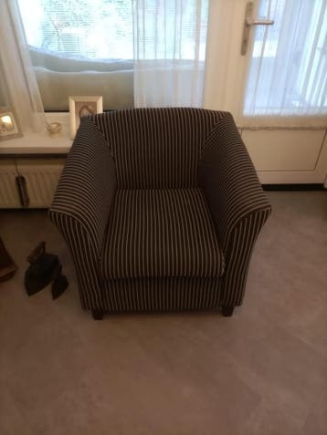 Gratis ophalen, fauteuil zwart met streepje