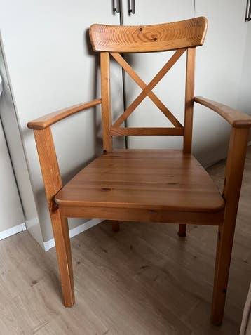 Houten Ikea stoel
