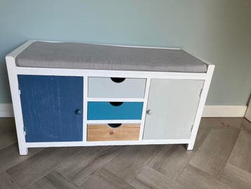 Hal kastje / schoenenkastje gratis