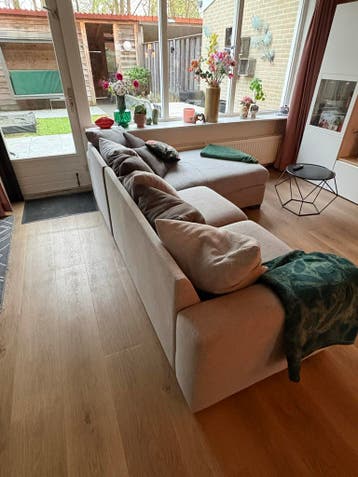 Comfortabele loungebank met chaise longue