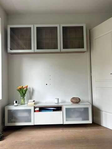 Free wall cabinet set – pick up in Amsterdam West