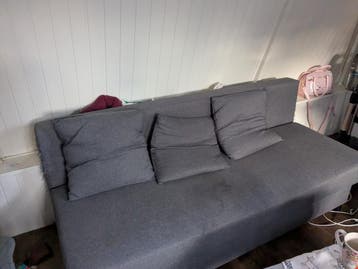 Ikea bedbank met krabschade