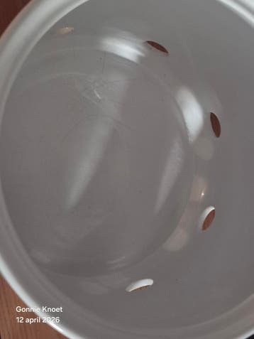 Aardappel bewaarbak voor 5 kilo aardappelen.