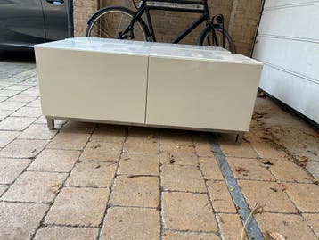 Gratis op te halen: 2 x 120 cm Ikea Besta kast
