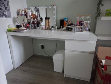 Gratis - Bureau wit 140 x 65