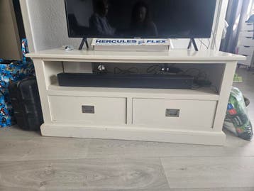 Gratis Tv meubel met 2 lades