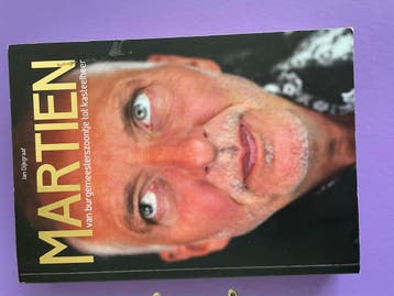 Martien: van burgemeesterszoontje tot kasteelheer