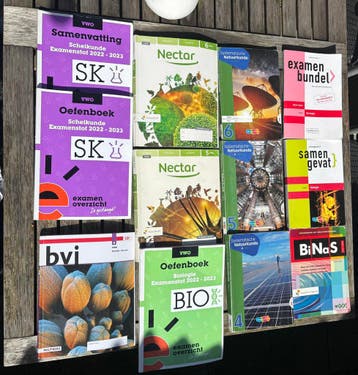 Boeken VWO gratis ophalen voor 20/04