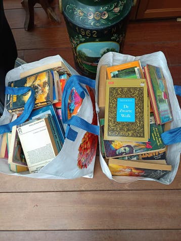 Gratis 2 shoppers vol SF boeken