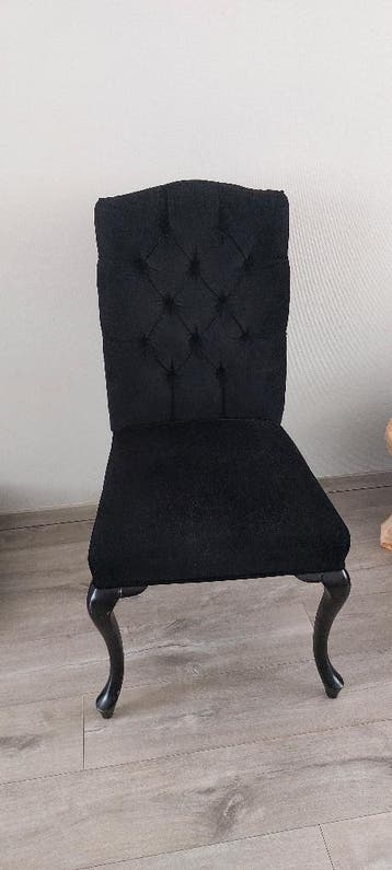 Zwarte stoel