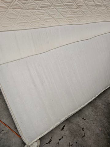Matrassen gratis af te halen 70x200 en 140x200