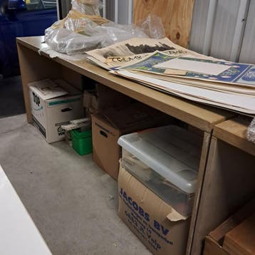 GRATIS OPHALEN 2 grote werkplaatstafels