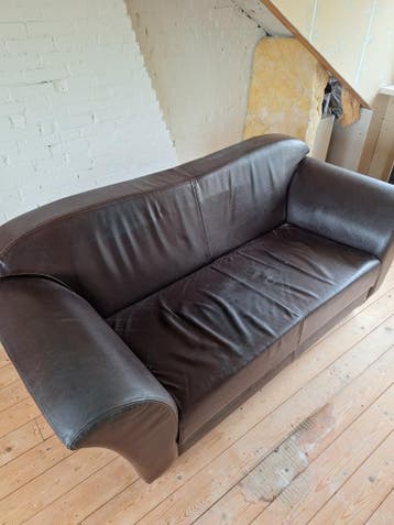 Gratis leren bank ophalen vandaag (2 trappen hoog)