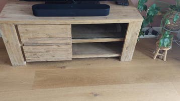 Teakhouten tv meubel en tafeltje