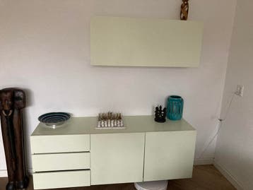 Bar en dressoir, gratis af te halen