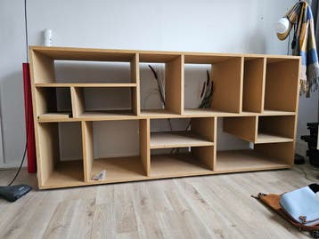 Zelfgemaakte MDF vakkenkast - personaliseer naar smaak